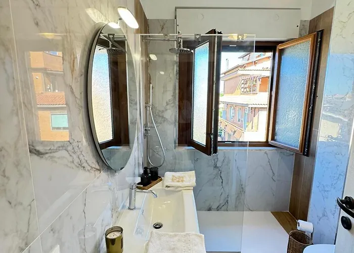 La Casa Di Enea * Roma